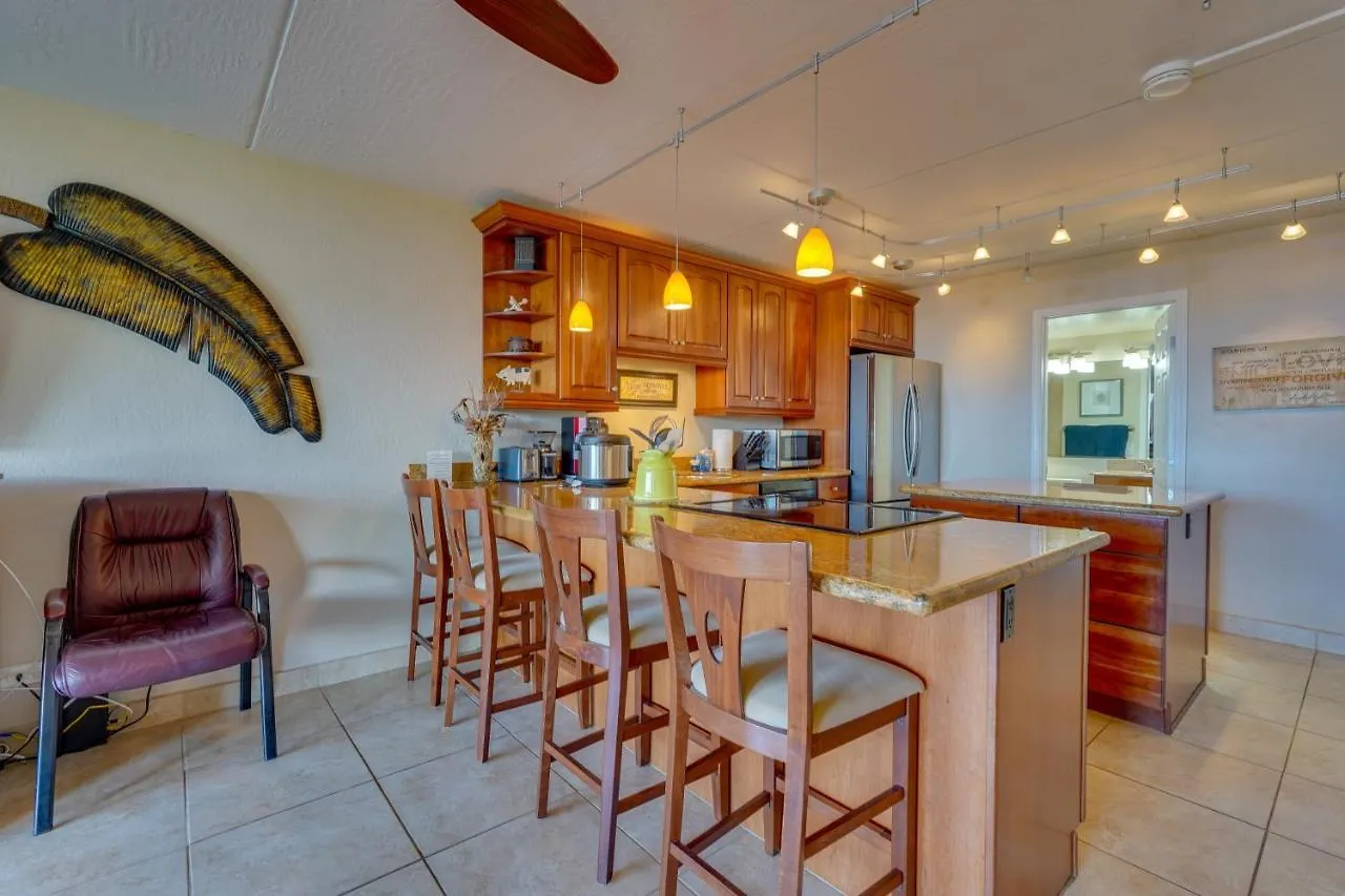 Kona Pacific Top Floor Retreat Ocean View And Pool! Kailua-Kona