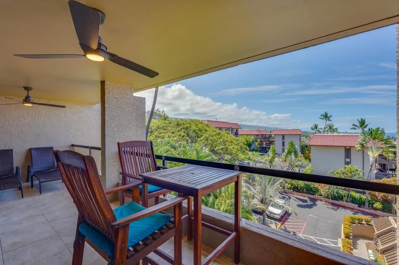 Kona Pacific Top Floor Retreat Ocean View And Pool! Kailua-Kona Apartment